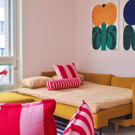 Candy-Colored Two-Room Condo With Sweet Views Helsinki Exterior foto